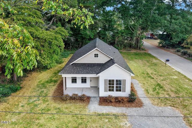 315 Byrd Street, Clinton, NC 28328