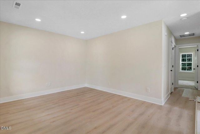 315 Byrd Street, Clinton, NC 28328