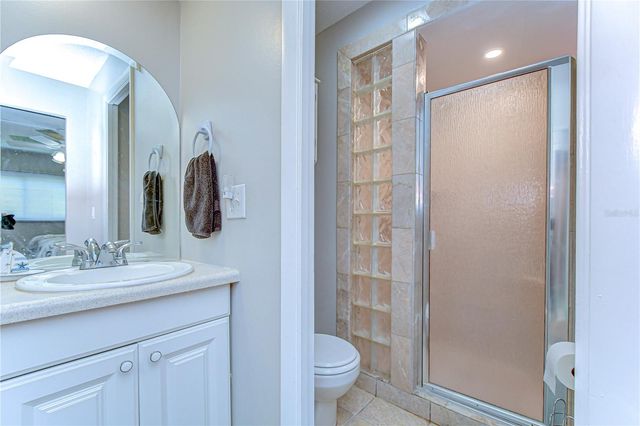 13870 OAKWOOD LANE 13870, Seminole, FL 33776