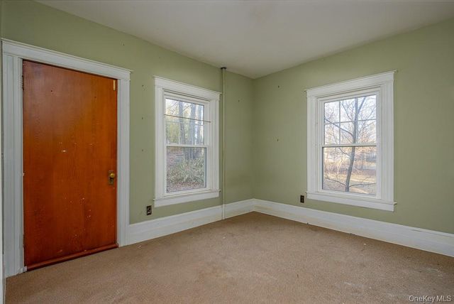 102 W Wiley Street, Maybrook, NY 12543