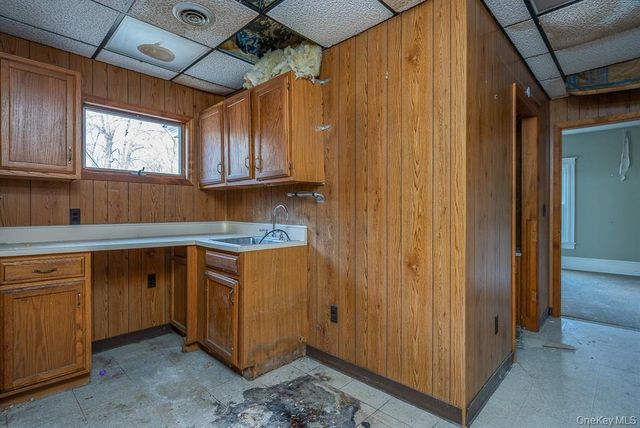 102 W Wiley Street, Maybrook, NY 12543