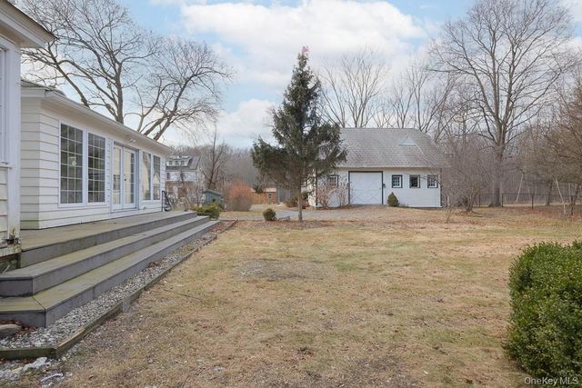 102 W Wiley Street, Maybrook, NY 12543