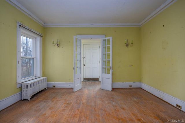 102 W Wiley Street, Maybrook, NY 12543