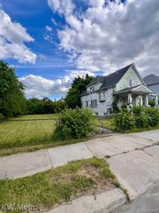 1223 W Euclid Street, Detroit, MI 48202