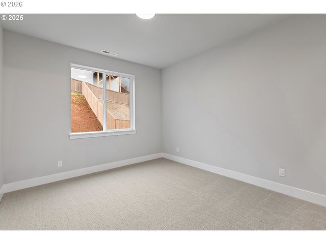 12171 Sw Autumnview St, Tigard, OR 97224