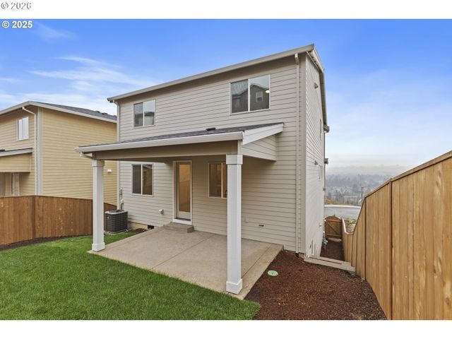 12171 Sw Autumnview St, Tigard, OR 97224