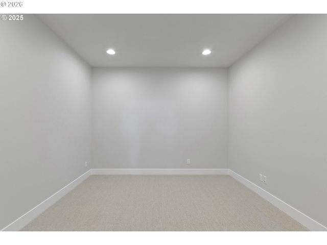 12171 Sw Autumnview St, Tigard, OR 97224