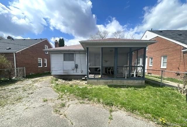 15728 Sussex Street, Detroit, MI 48227