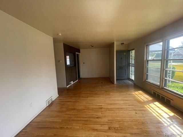 15728 Sussex Street, Detroit, MI 48227