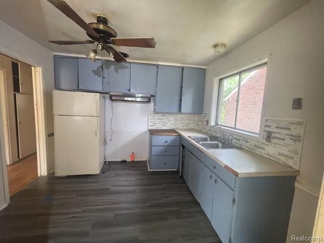 15728 Sussex Street, Detroit, MI 48227