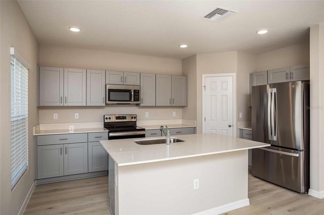 849 SAND SEA PLACE, Haines City, FL 33844