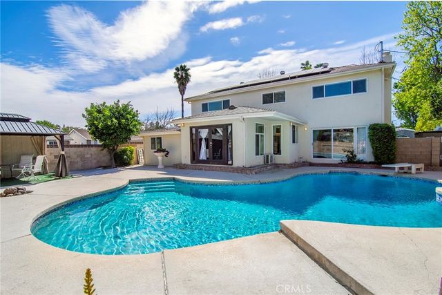6508 Moorcroft Avenue, Woodland Hills, CA 91303