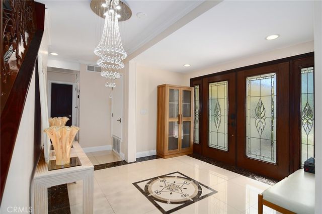 6508 Moorcroft Avenue, Woodland Hills, CA 91303