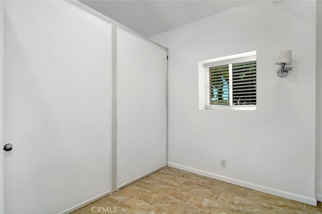 6508 Moorcroft Avenue, Woodland Hills, CA 91303