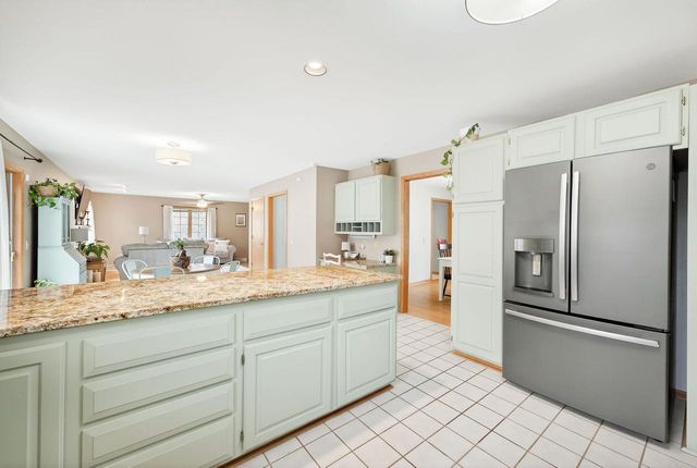 5700 FRUSHER Lane, Fitchburg, WI 53711