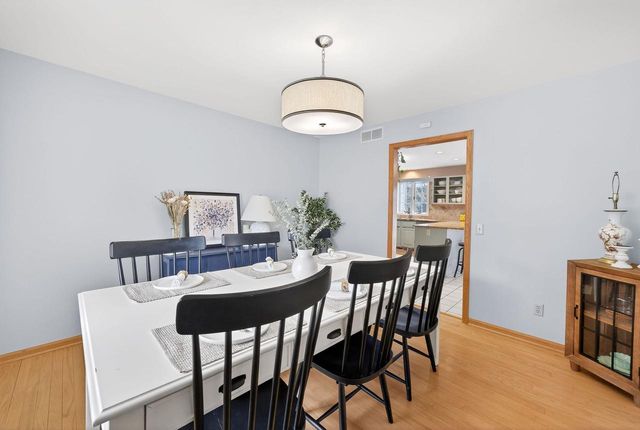 5700 FRUSHER Lane, Fitchburg, WI 53711