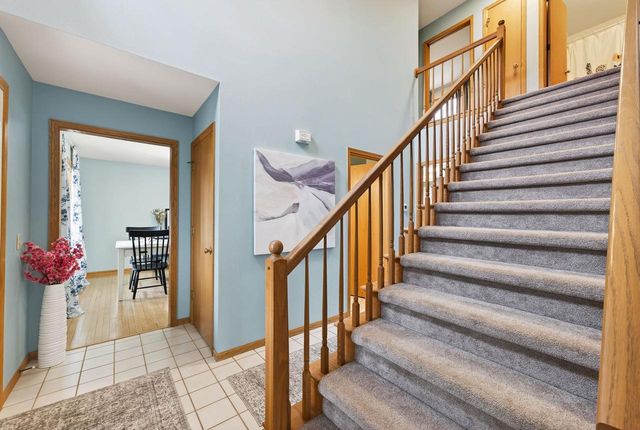 5700 FRUSHER Lane, Fitchburg, WI 53711