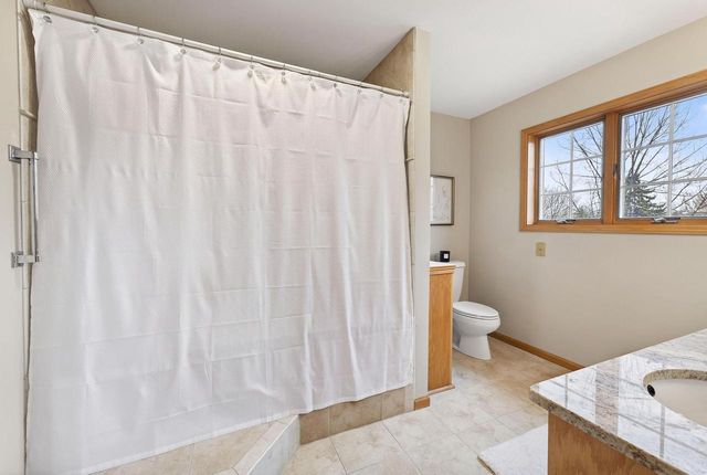 5700 FRUSHER Lane, Fitchburg, WI 53711