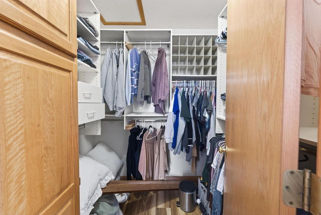 5700 FRUSHER Lane, Fitchburg, WI 53711