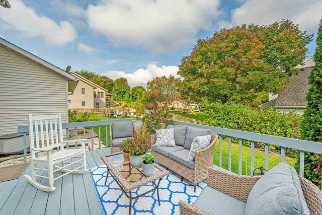 5700 FRUSHER Lane, Fitchburg, WI 53711