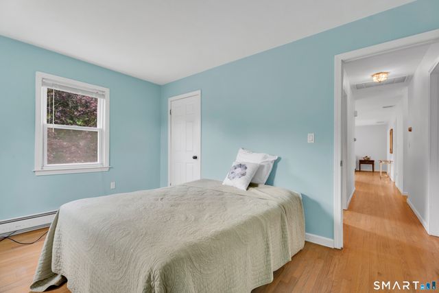 1144 Long Hill Road, Guilford, CT 06437