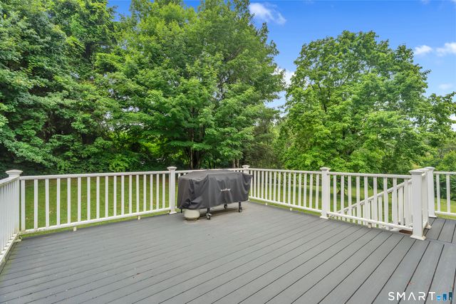 1144 Long Hill Road, Guilford, CT 06437