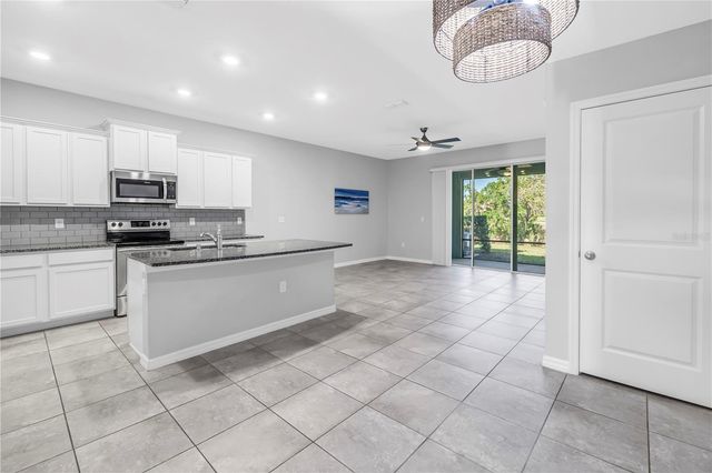 8685 DAYDREAM STREET, Sarasota, FL 34238