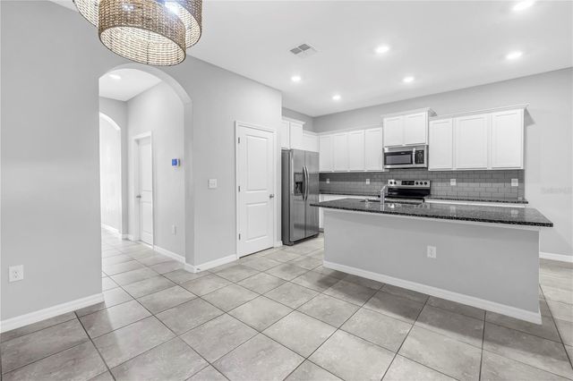 8685 DAYDREAM STREET, Sarasota, FL 34238