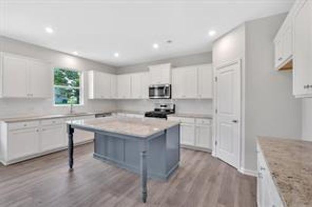 26 Lakewood SE Court, Cartersville, GA 30120