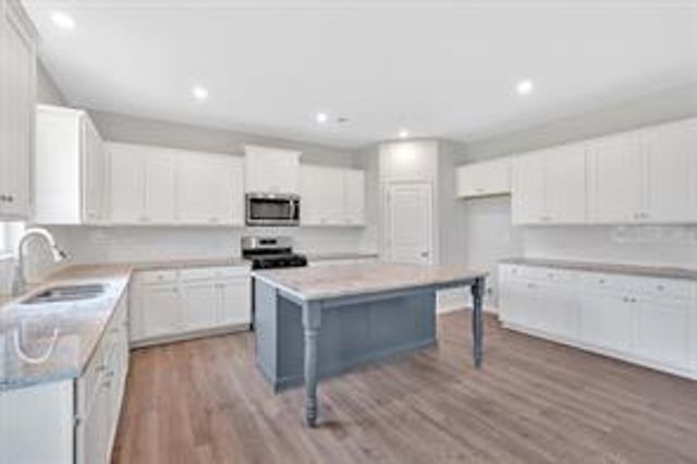 26 Lakewood SE Court, Cartersville, GA 30120