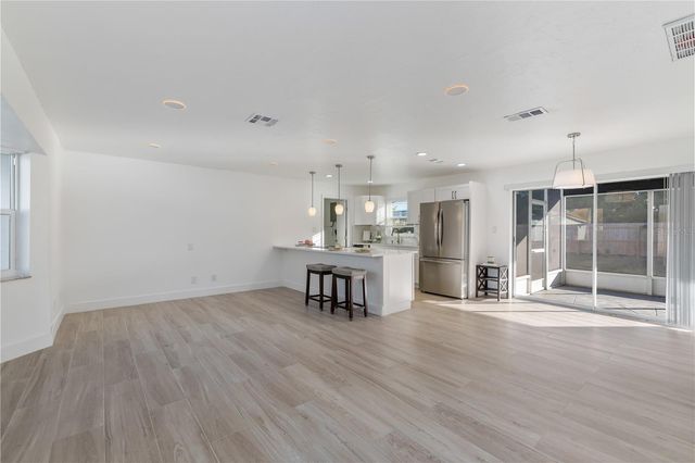 226 PARKVIEW DRIVE, Venice, FL 34293