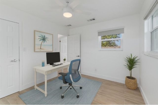 226 PARKVIEW DRIVE, Venice, FL 34293