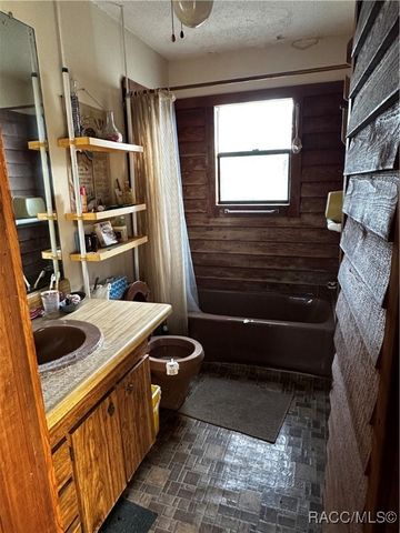 14271 W Saint Martins Road, Crystal River, FL 34429