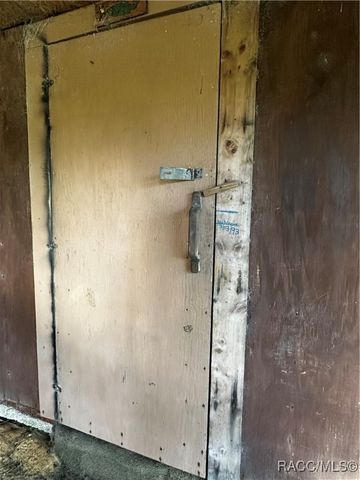 14271 W Saint Martins Road, Crystal River, FL 34429