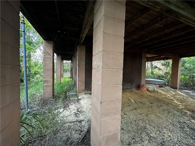 14271 W Saint Martins Road, Crystal River, FL 34429