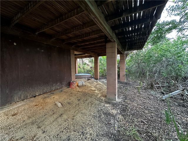 14271 W Saint Martins Road, Crystal River, FL 34429