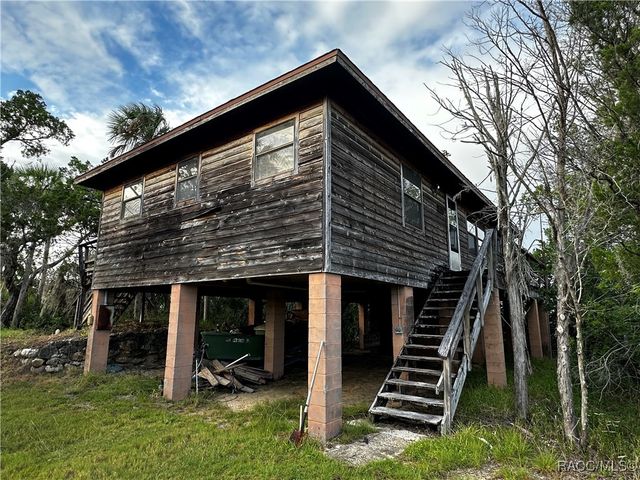 14271 W Saint Martins Road, Crystal River, FL 34429