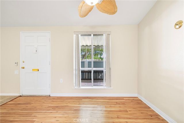 19231 Avenue Of The Oaks A, Newhall, CA 91321