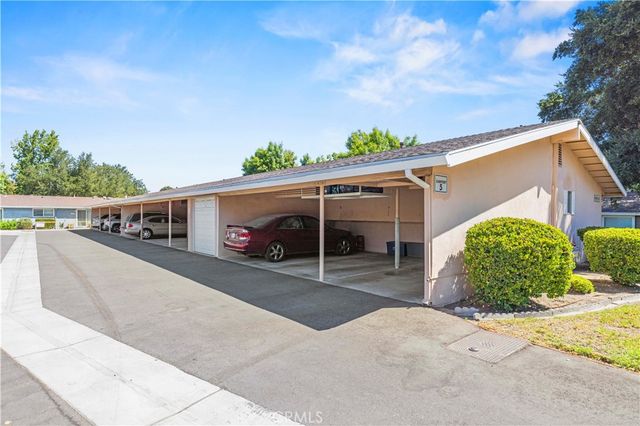 19231 Avenue Of The Oaks A, Newhall, CA 91321