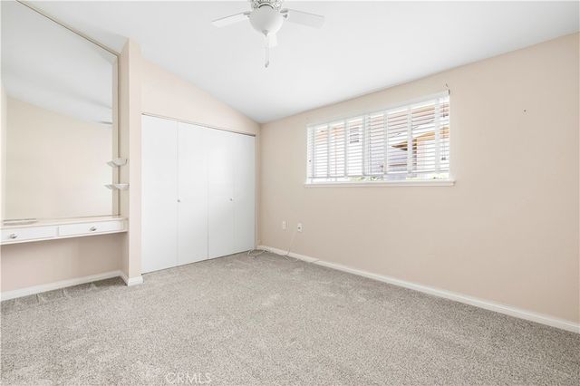 19231 Avenue Of The Oaks A, Newhall, CA 91321