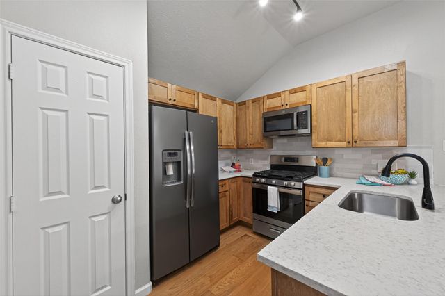 2910 Crescent Bend Road, Spring, TX 77388