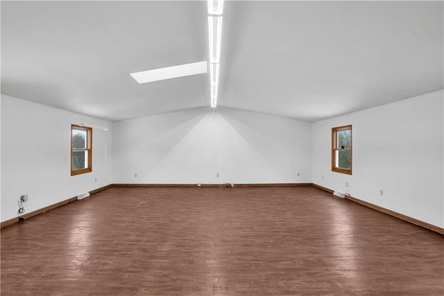 10 Danbury Dr, City Of Greensburg, PA 15601