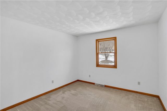 10 Danbury Dr, City Of Greensburg, PA 15601