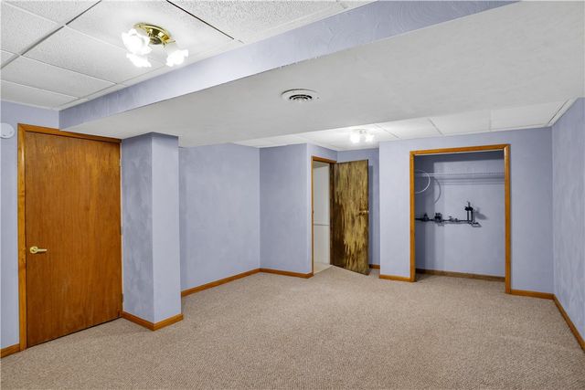 10 Danbury Dr, City Of Greensburg, PA 15601