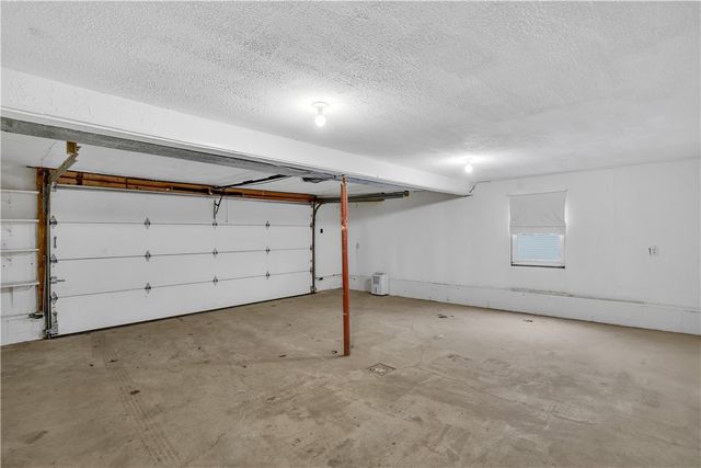 10 Danbury Dr, City Of Greensburg, PA 15601