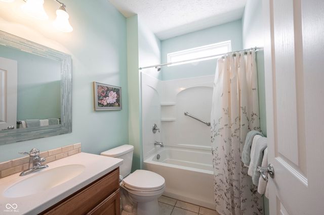 12927 Venito Trail, Fishers, IN 46037