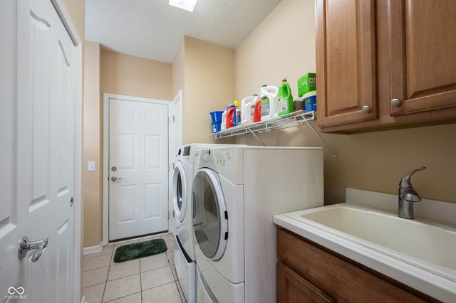 12927 Venito Trail, Fishers, IN 46037