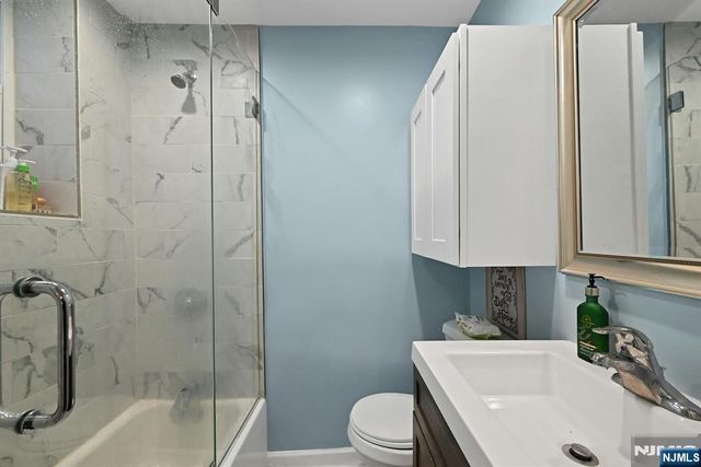 21 66th Street 1, West New York, NJ 07093