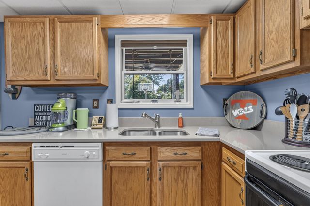 1107 Sunset Avenue, NW, Cleveland, TN 37311