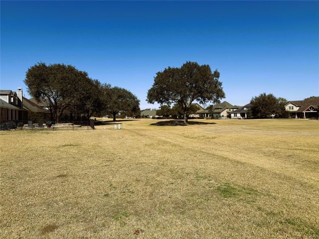 4226 Westerdale Drive, Fulshear, TX 77441
